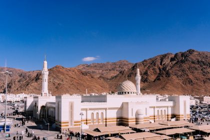 مسجد سيد الشهداء أمام جبل أحد في المدينة المنورة